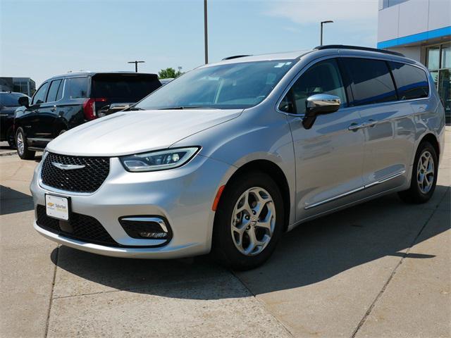 Chrysler Pacifica 2023