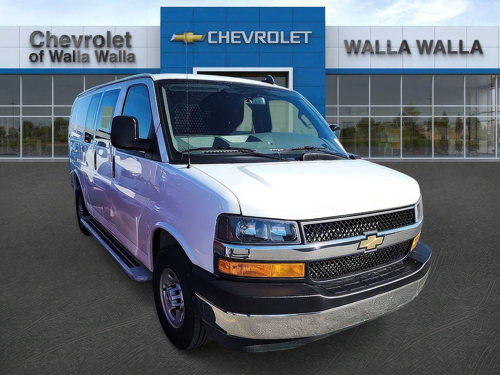 Chevrolet Express 2024