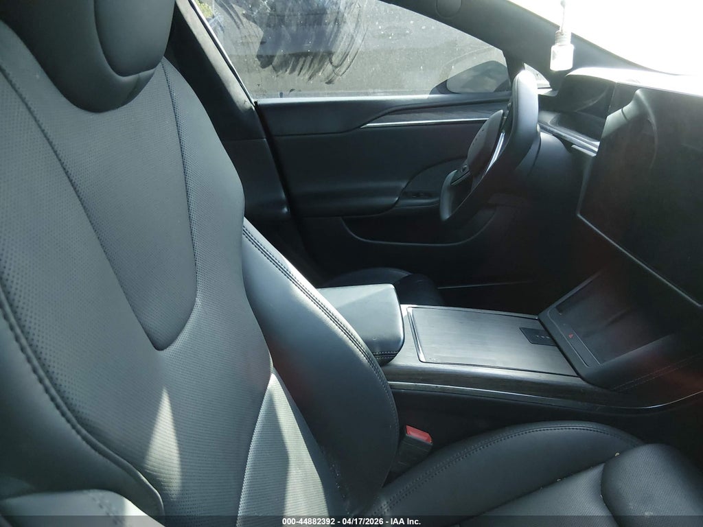 Tesla Model S 2021