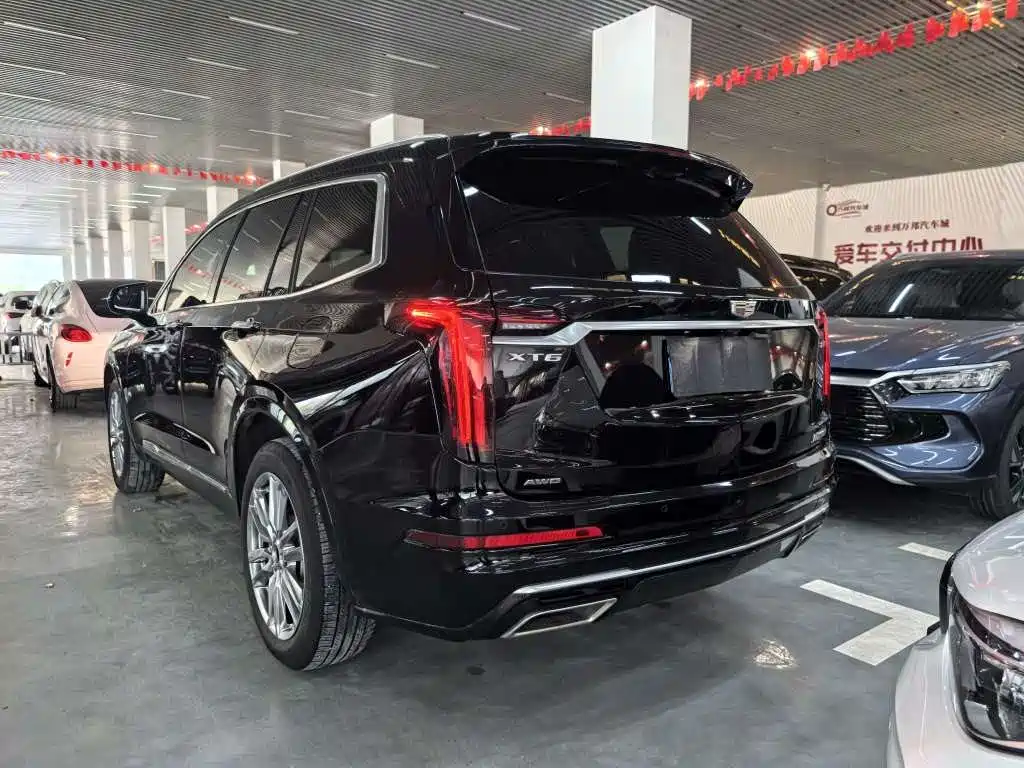 Cadillac XT6 2021