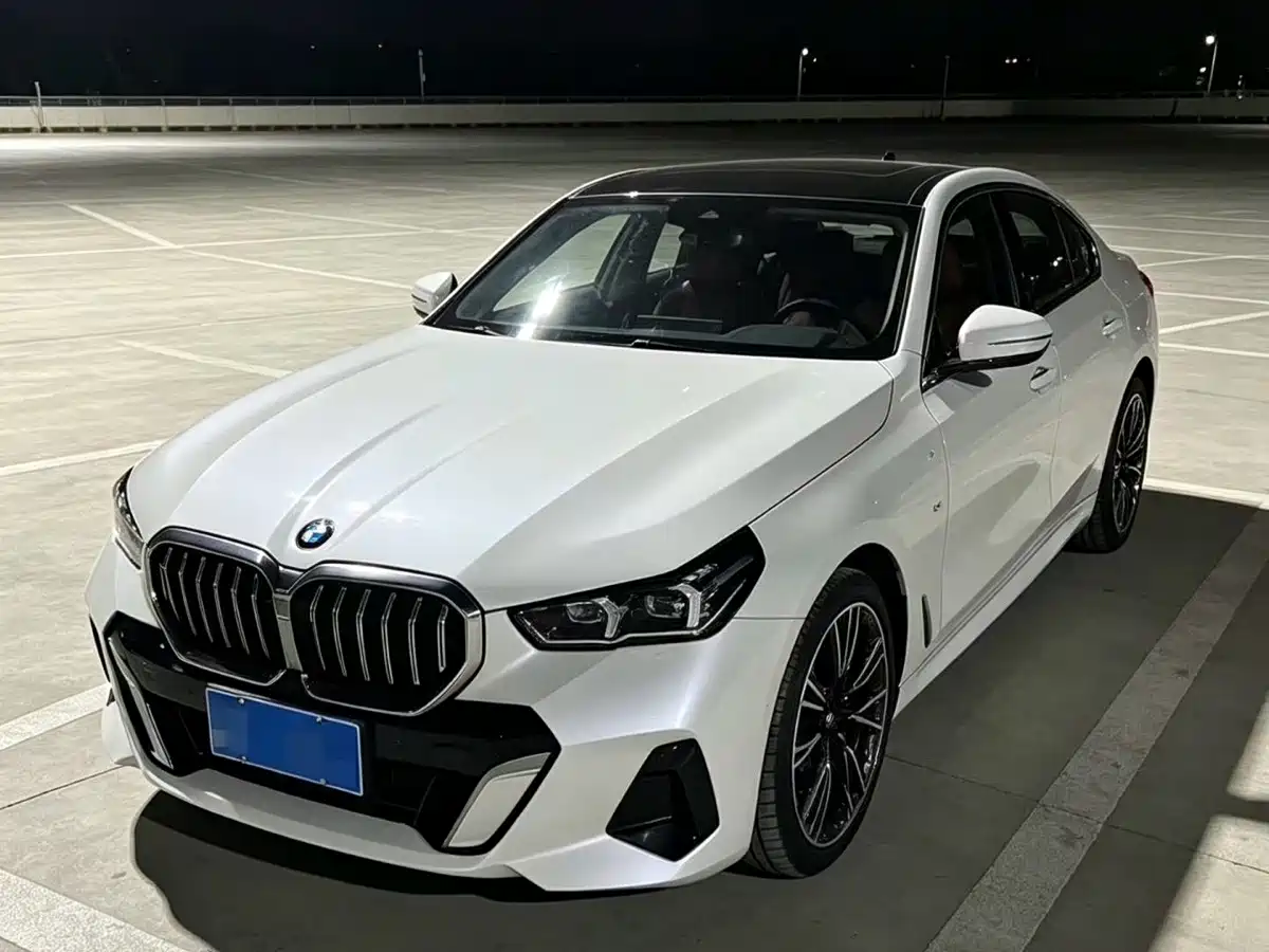 BMW 5 серии 2024