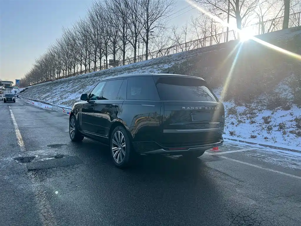 Land Rover Range Rover 2025