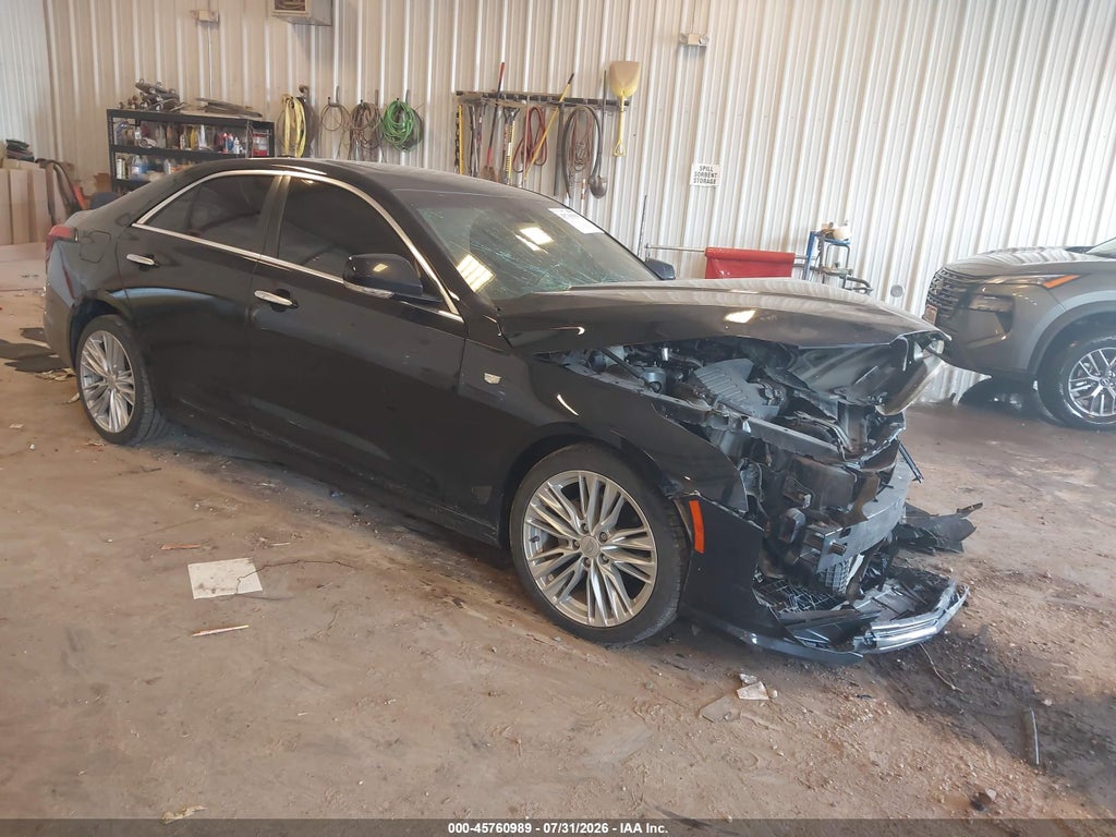 Cadillac CT4 2021