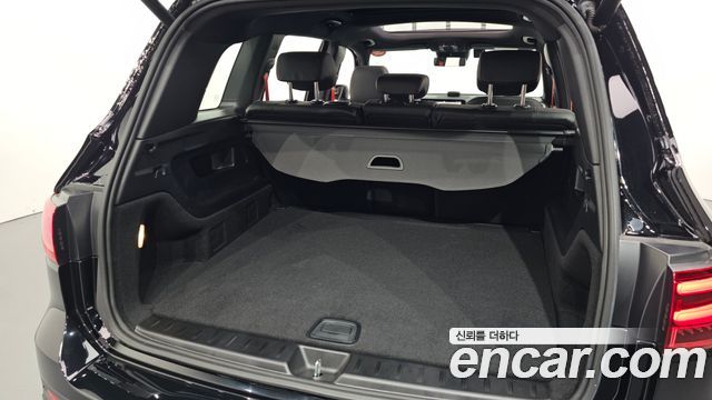 Mercedes-Benz GLB 2025