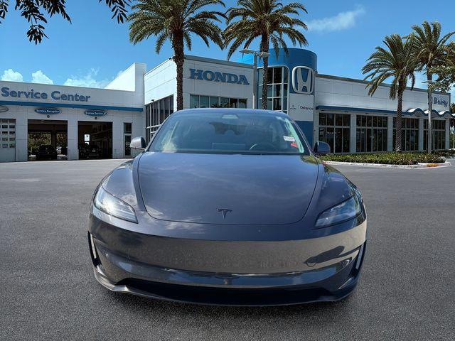 Tesla Model 3 2024