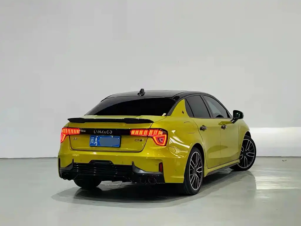 Lynk & Co 03 2021