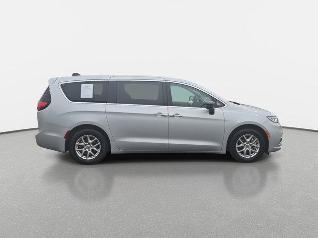 Chrysler Pacifica 2024