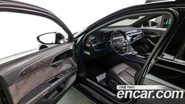 Audi A8 2021