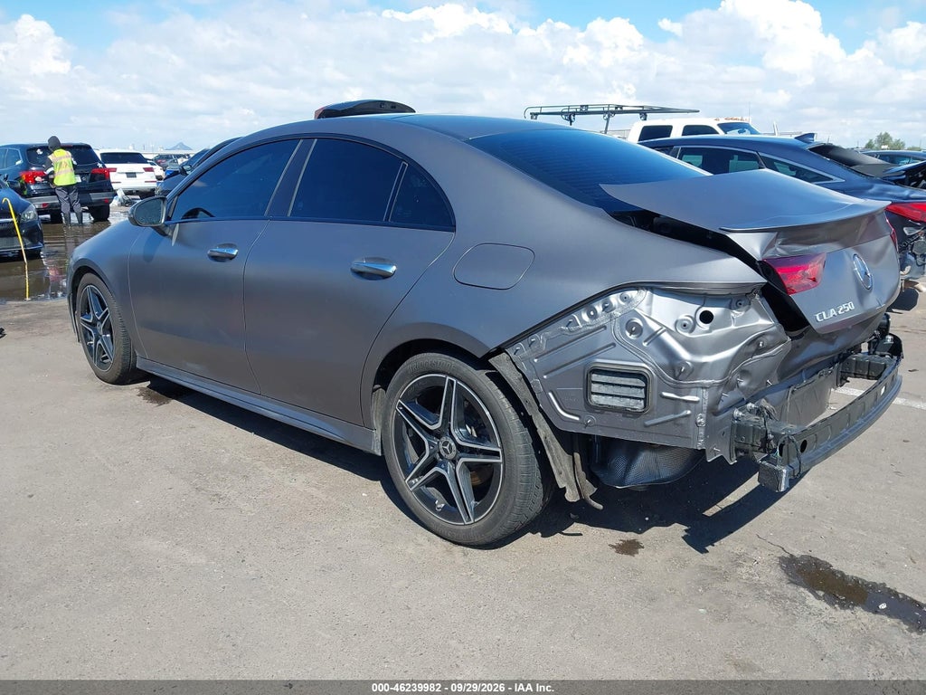 Mercedes-Benz CLA 2022