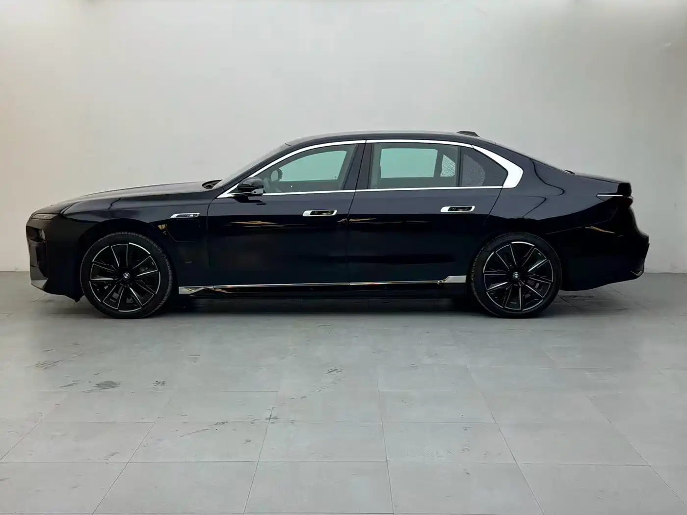 BMW i7 2023