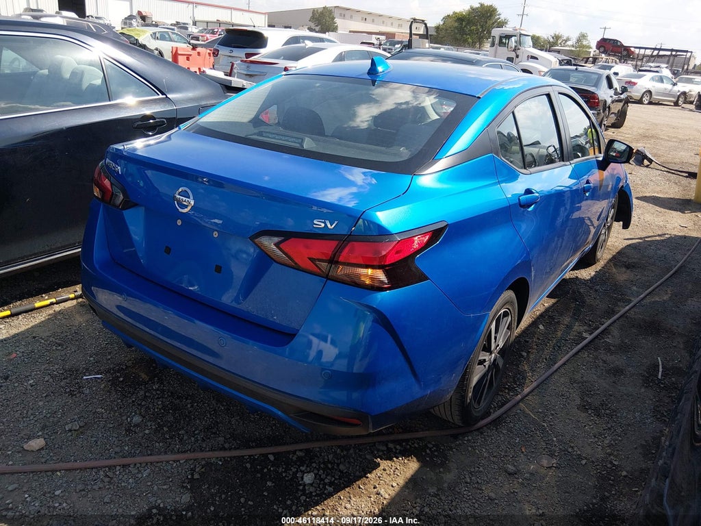 Nissan Versa 2021