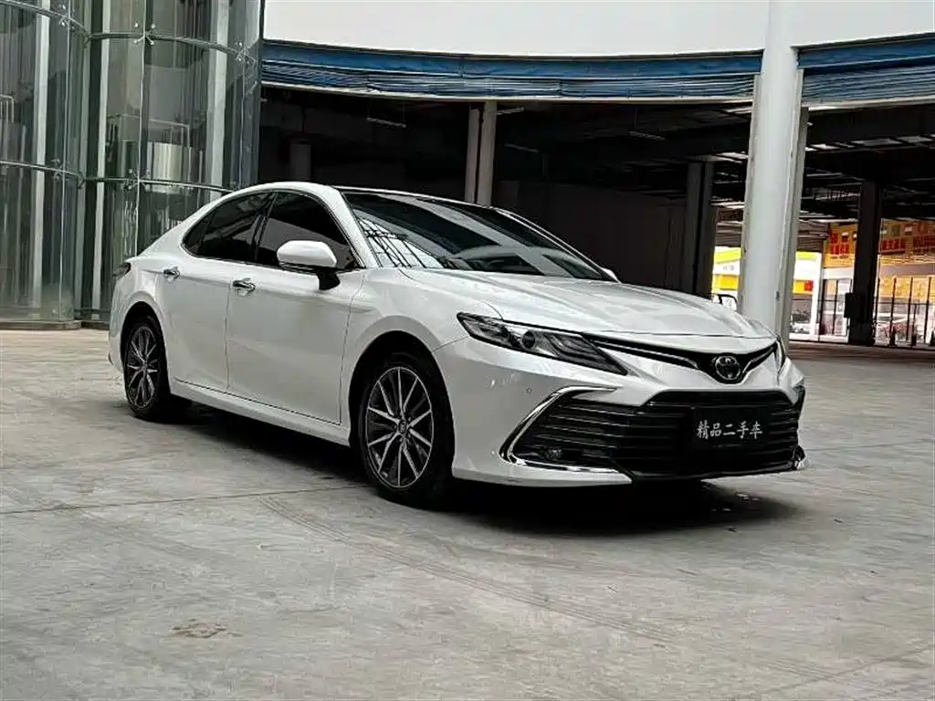 Toyota Camry 2022