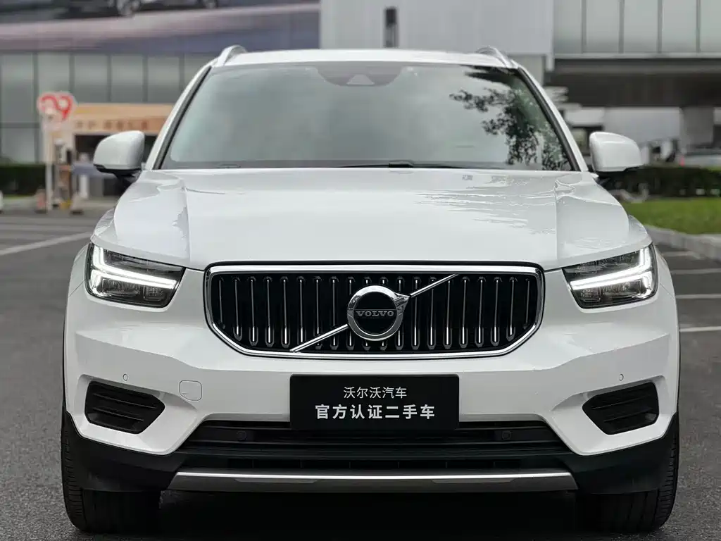 Volvo XC40 2021