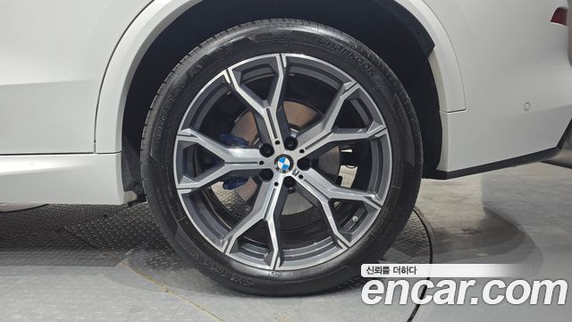 BMW X5 2023