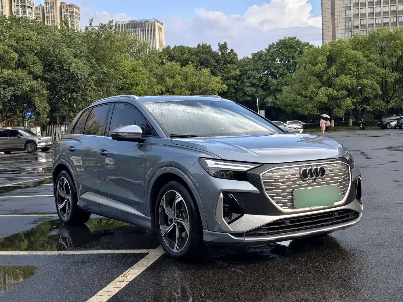 Audi Q4 e-tron 2023