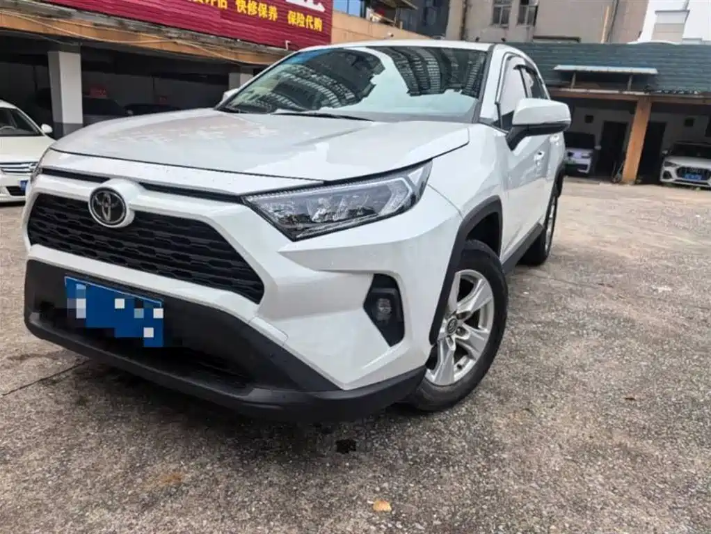 Toyota RAV4 2023