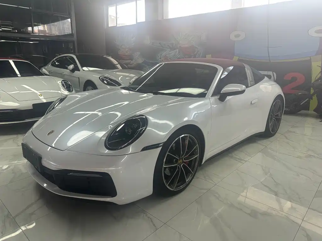 Porsche 911 2021