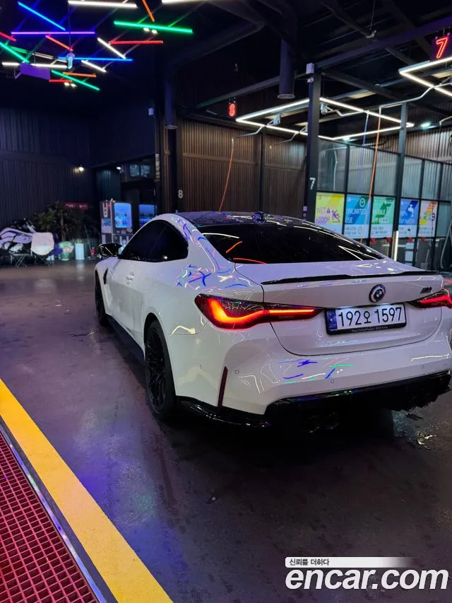 BMW M4 2022