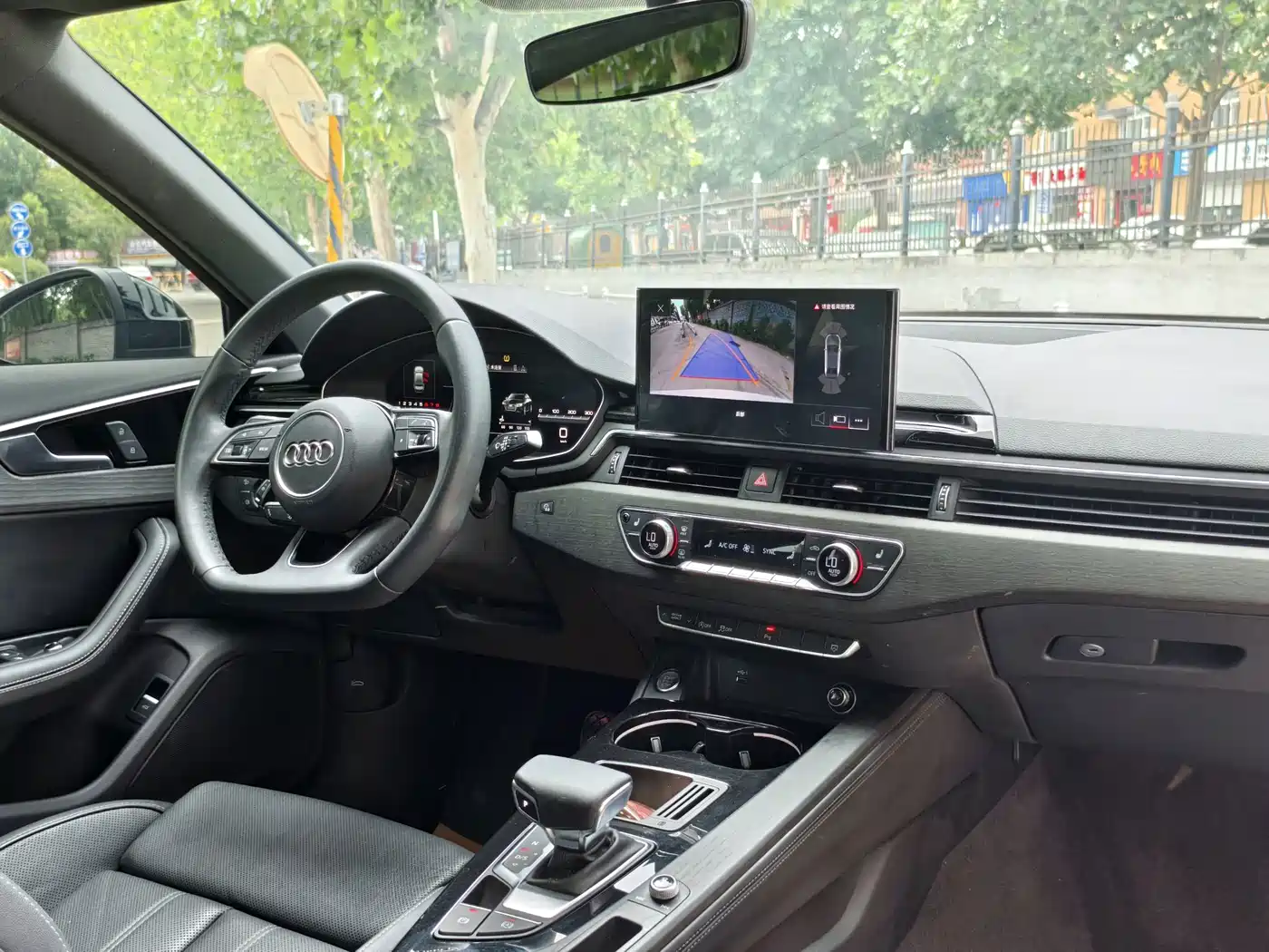 Audi A4 2023
