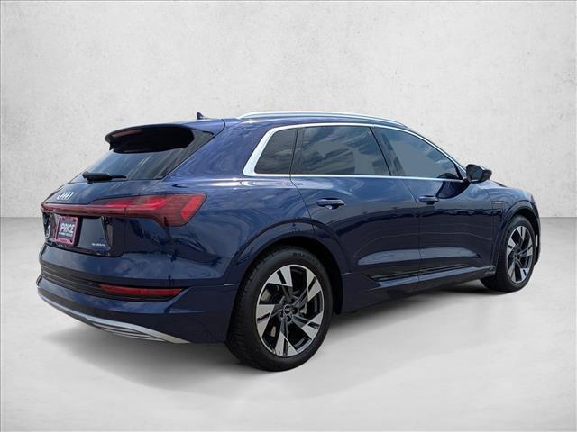 Audi e-tron 2022