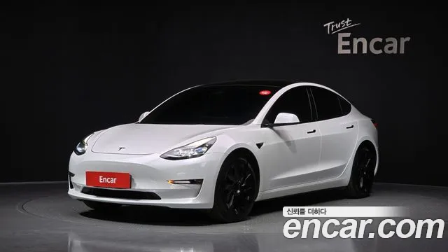 Tesla Model 3 2022