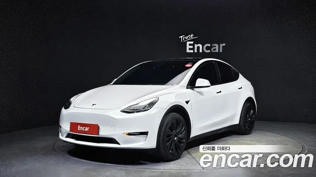 Tesla Model Y 2021
