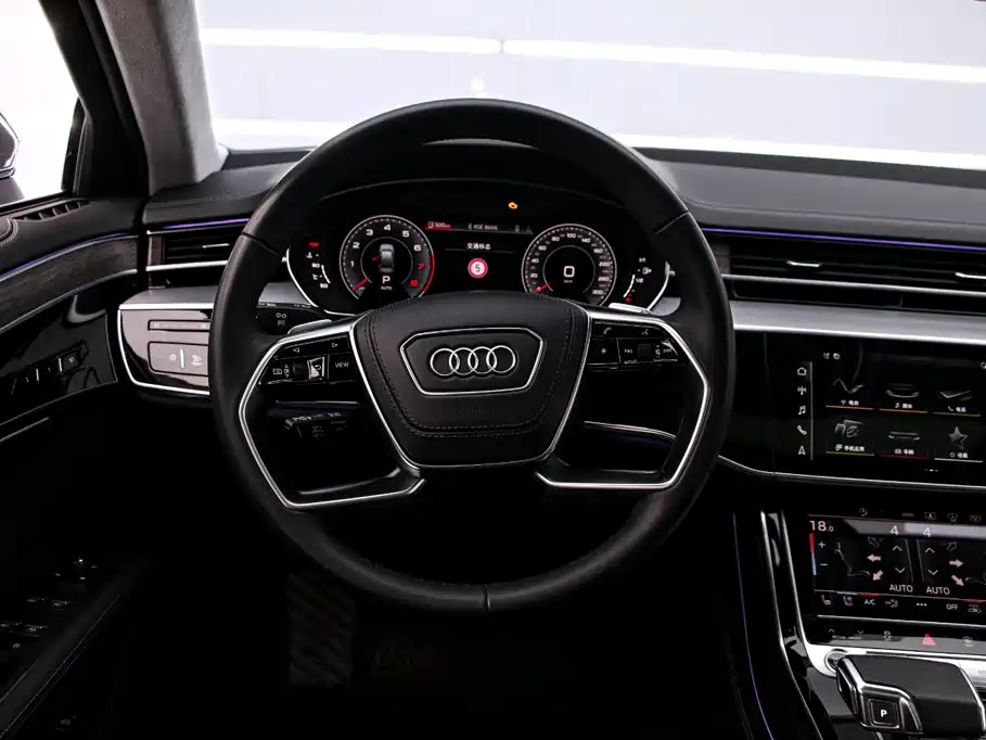 Audi A8 2023