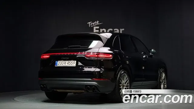 Porsche Cayenne 2022