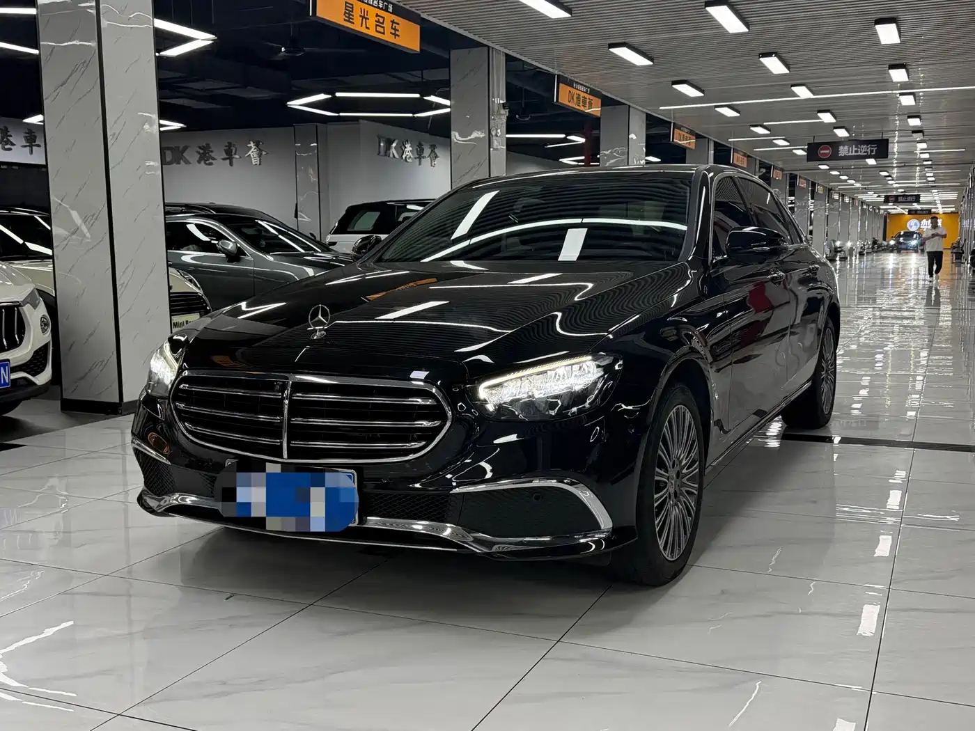 Mercedes-Benz E-Класс 2023