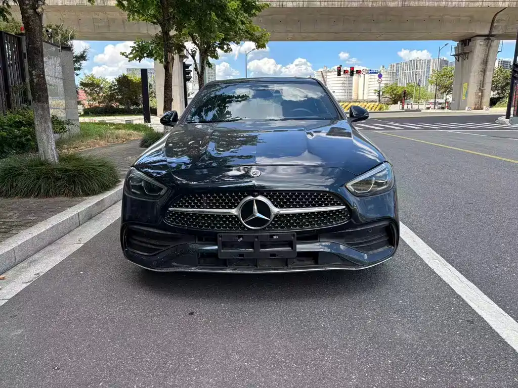 Mercedes-Benz C-Класс 2023