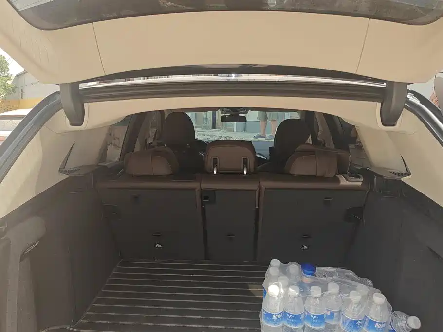 BMW iX3 2023