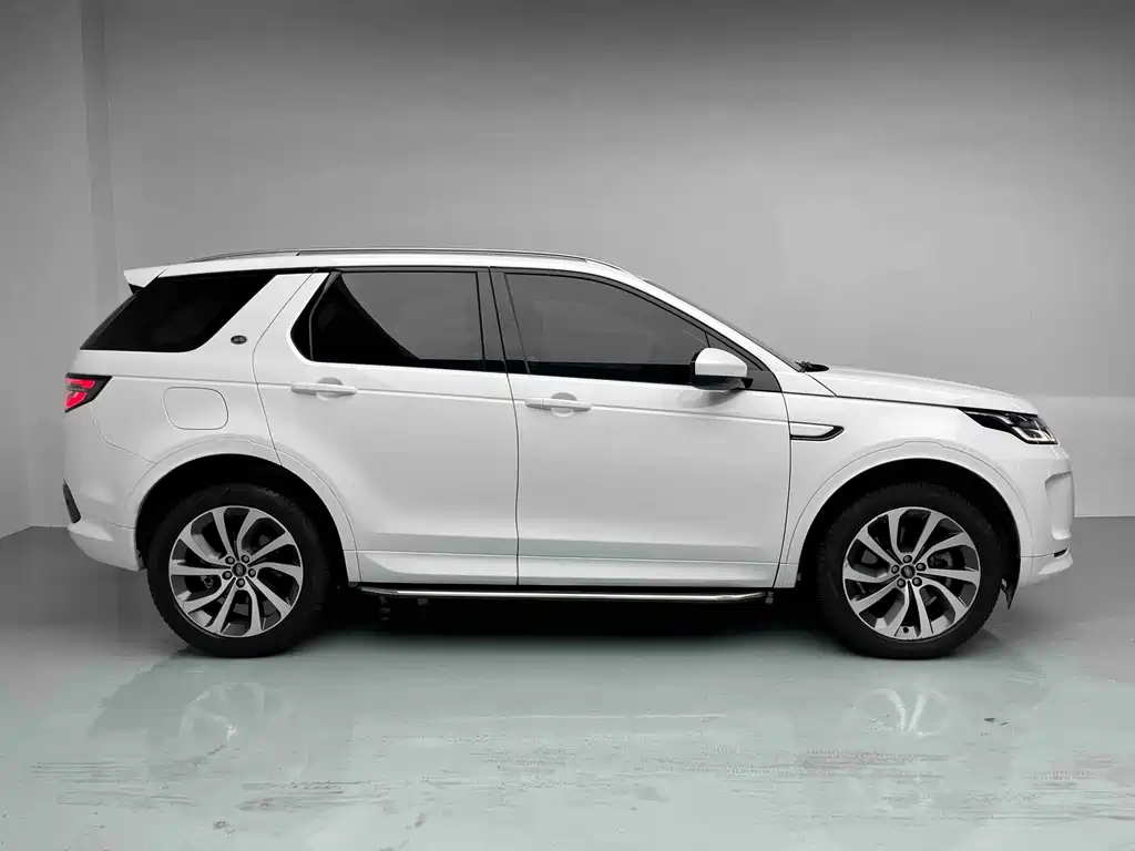 Land Rover Discovery Sport 2023