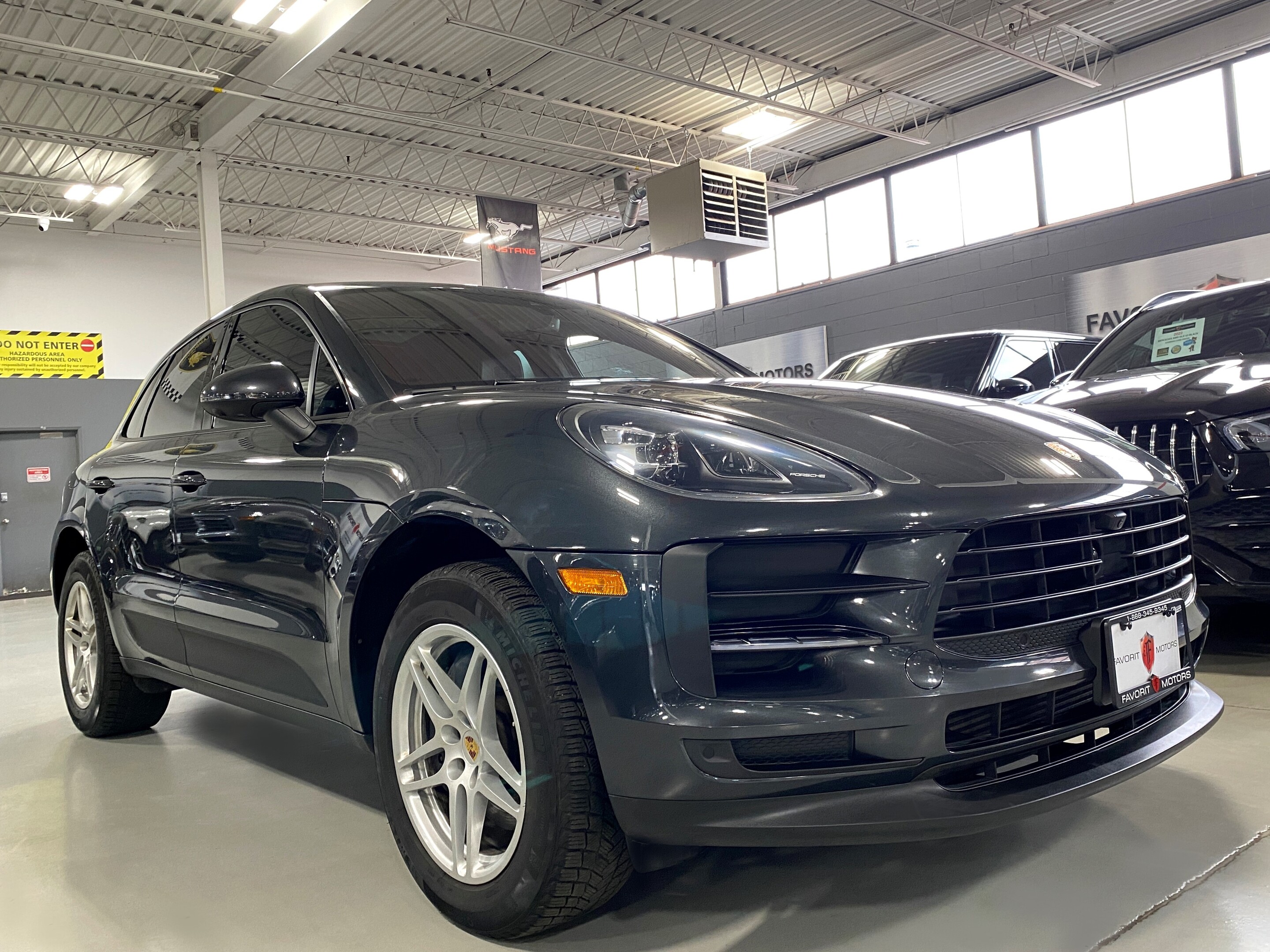 Porsche Macan 2021