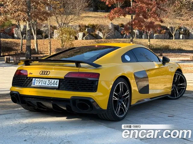 Audi R8 2021