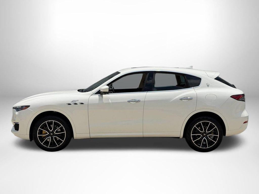 Maserati Levante 2022