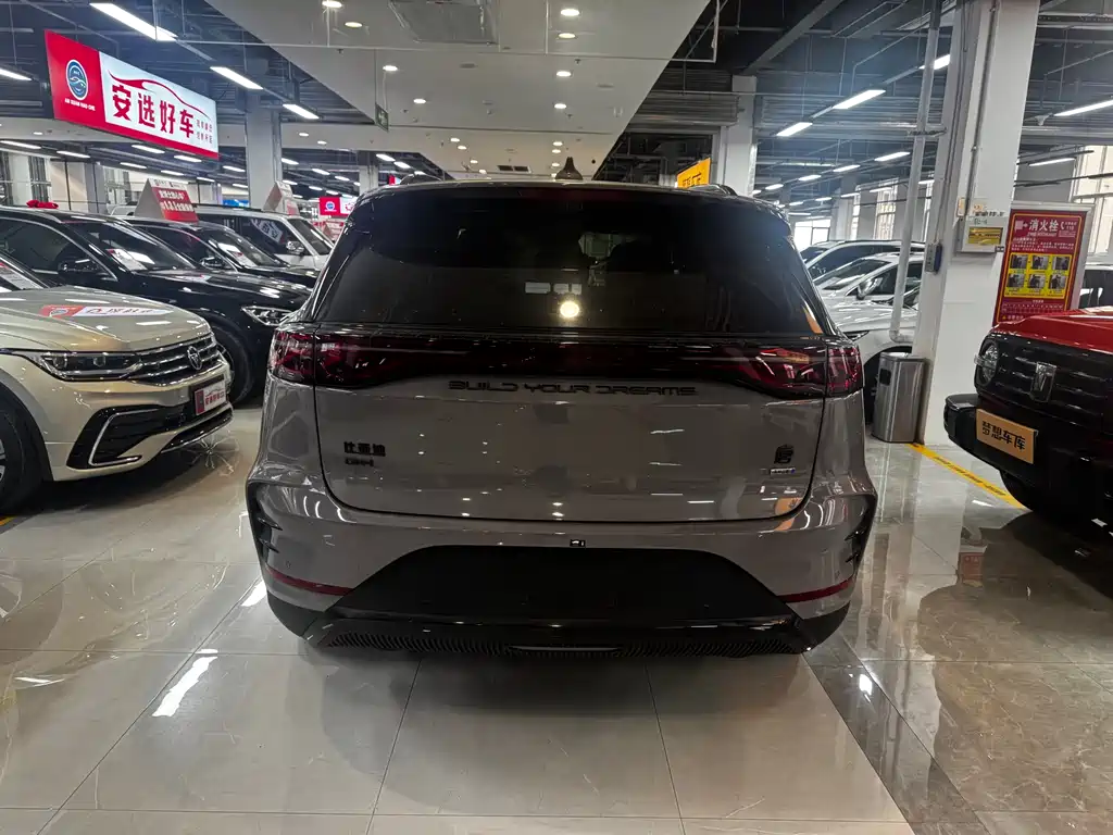 BYD Tang 2025