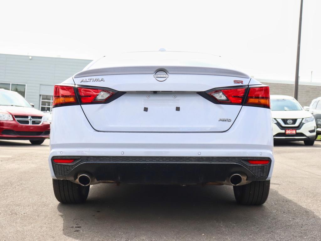 Nissan Altima 2025