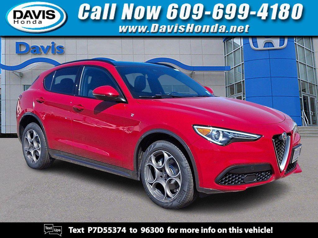 Alfa Romeo Stelvio 2023