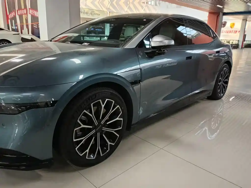 Zeekr 007 2024