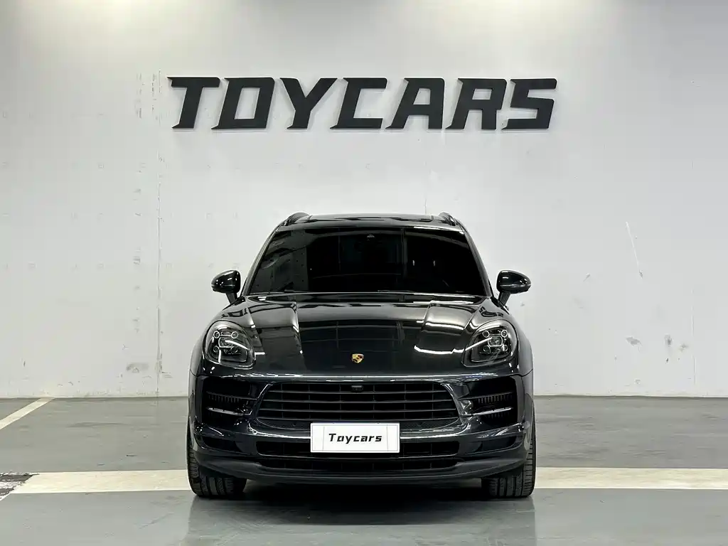 Porsche Macan 2021