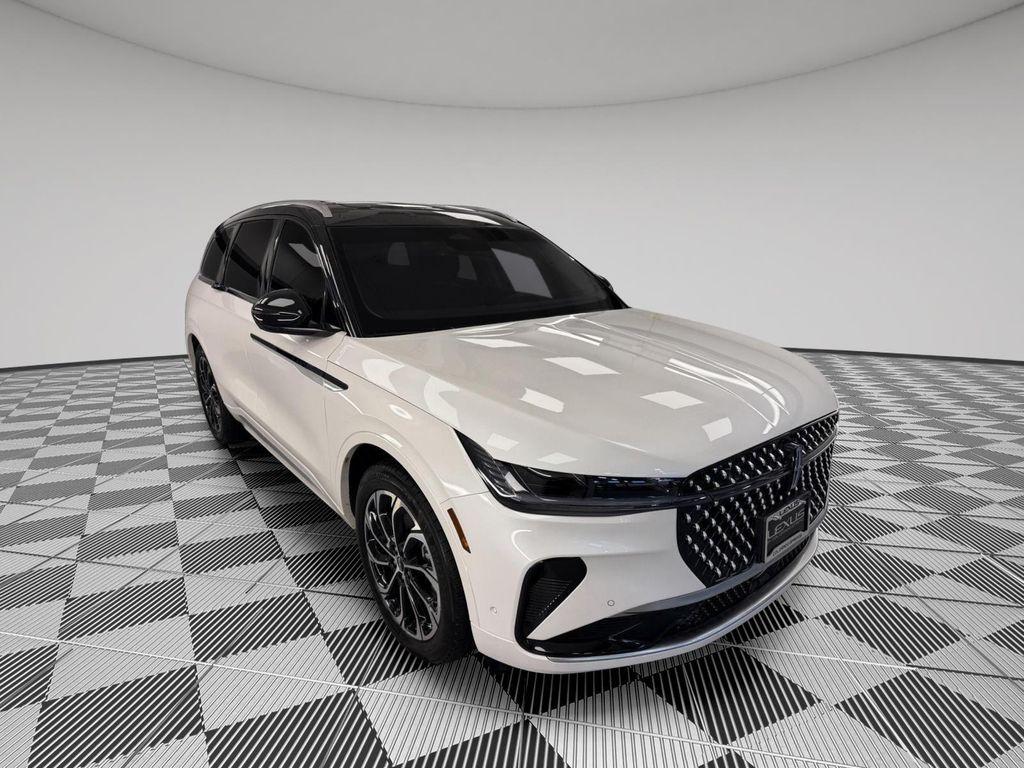 Lincoln Nautilus 2024