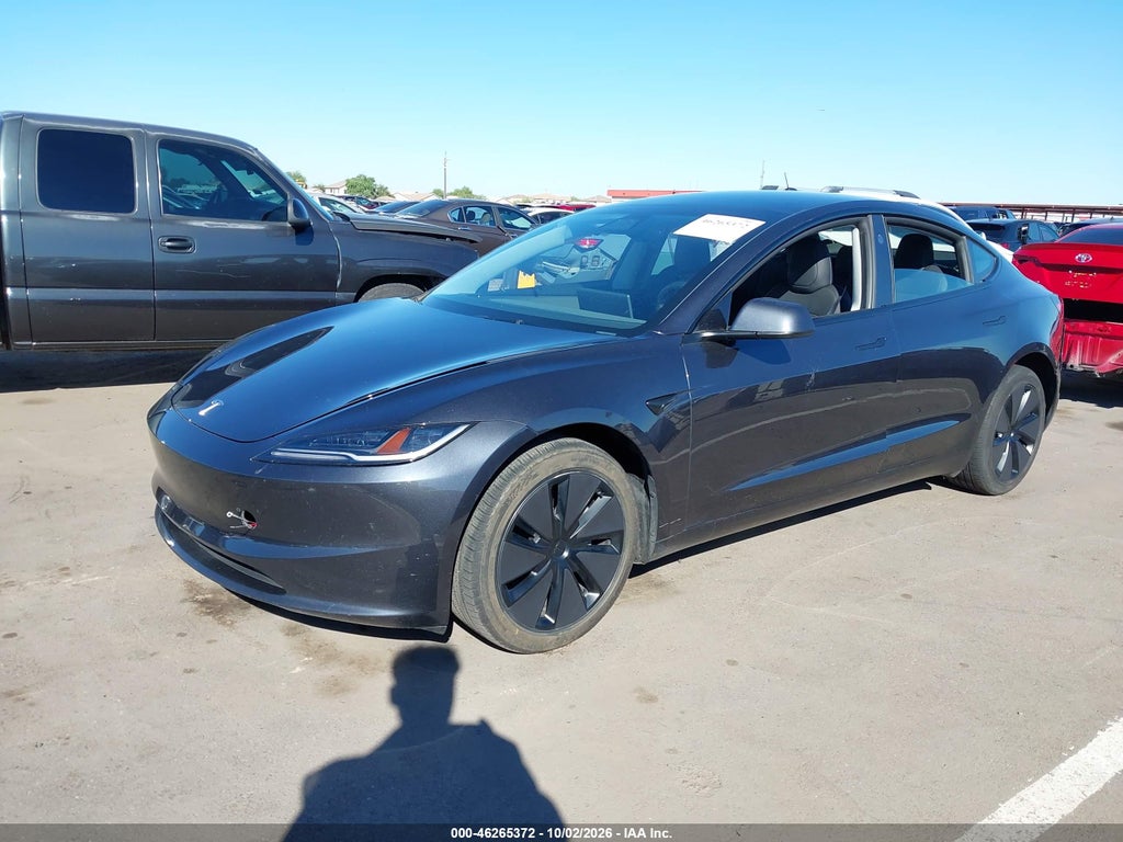 Tesla Model 3 2024