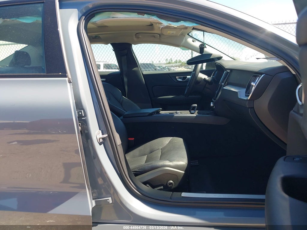 Volvo S60 2024