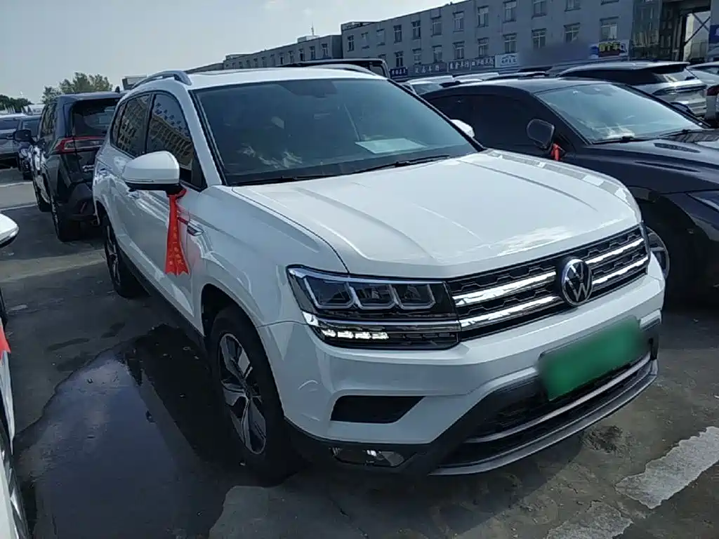 Volkswagen Tharu 2021