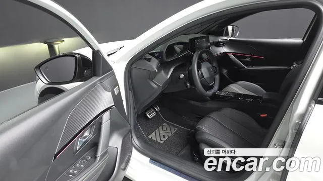 Peugeot 208 2022