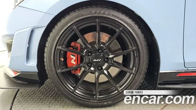 Hyundai Veloster 2021