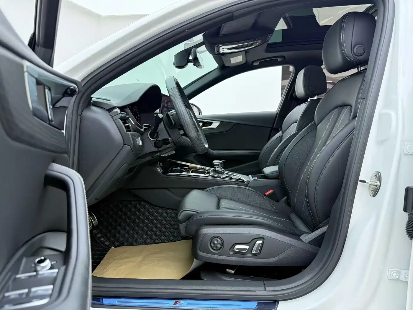 Audi A4 2024