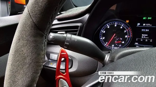 Hyundai Veloster 2020