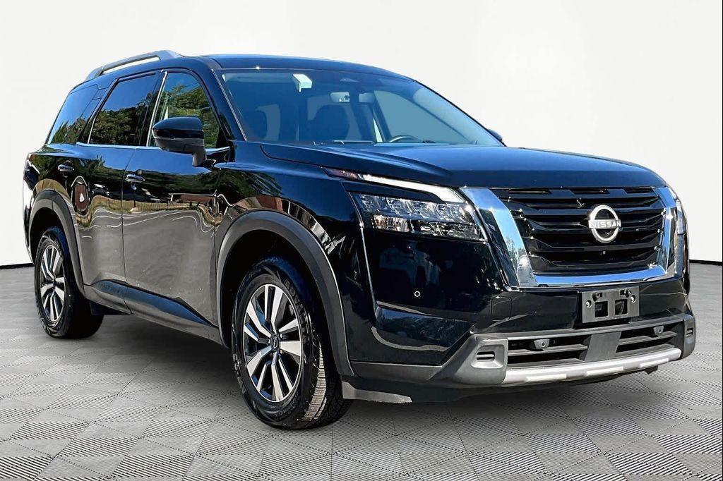 Nissan Pathfinder 2025
