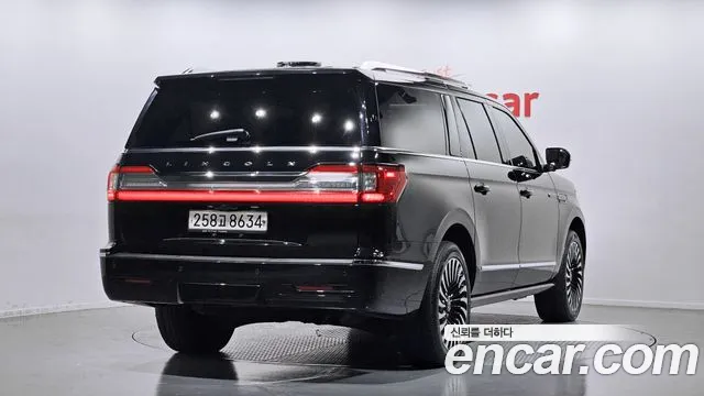 Lincoln Navigator 2020